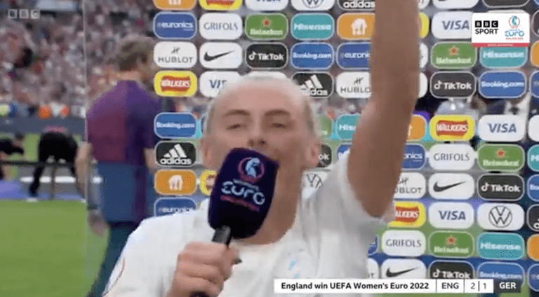 Chloe Kelly runs off with BBC mic to sing Sweet Caroline after winning Euros Chloe Kelly runs off with BBC mic to sing Sweet Caroline after winning Euros