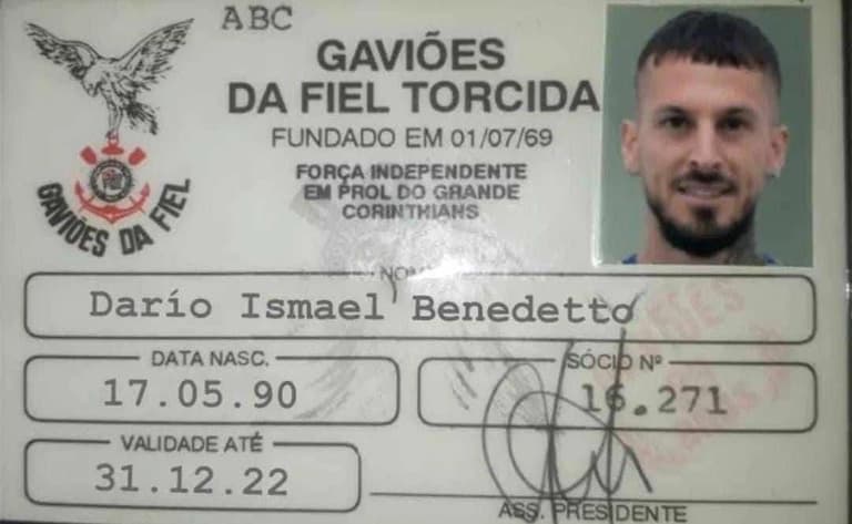 Corinthians create membership card for Boca Juniors striker after missed penalties Corinthians create membership card for Boca Juniors striker after missed penalties