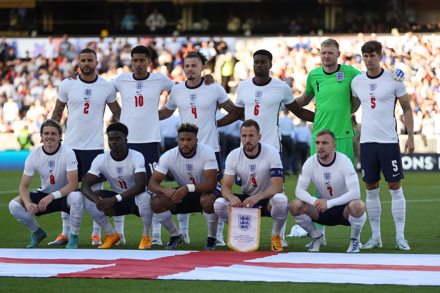 Unvaccinated England players set to avoid covid quarantine at World Cup