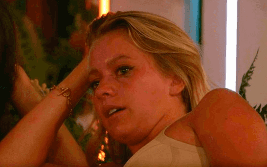Love Island hit with over 2,000 Ofcom complaints over lads ‘bullying’ Tasha Love Island hit with over 2,000 Ofcom complaints over lads ‘bullying’ Tasha