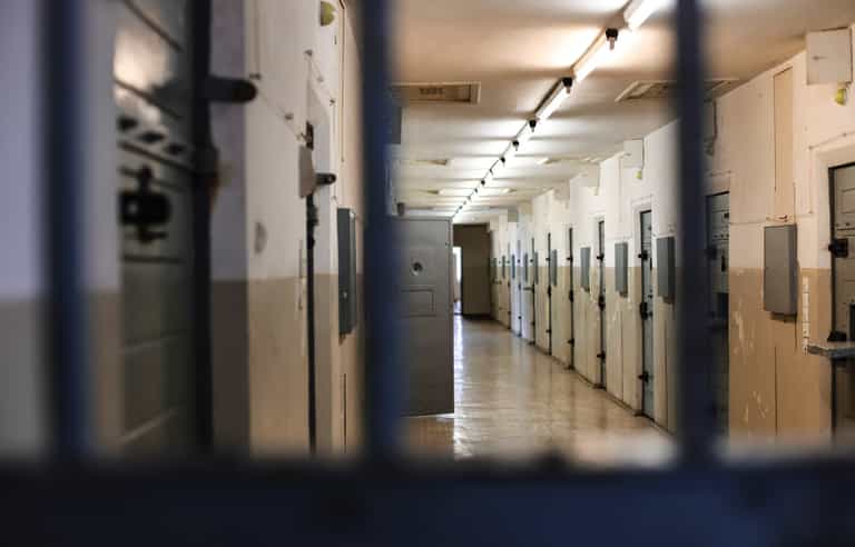 Prison guards given ‘banter lessons’ so they don’t offend the inmates Prison guards given ‘banter lessons’ so they don’t offend the inmates