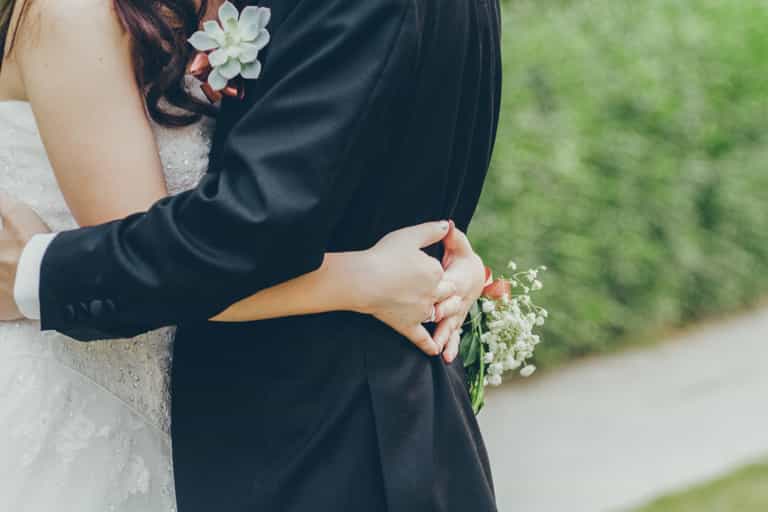 Son uninvites parents from wedding because ‘they’re not good enough’ – so they sell his house Son uninvites parents from wedding because ‘they’re not good enough’ – so they sell his house