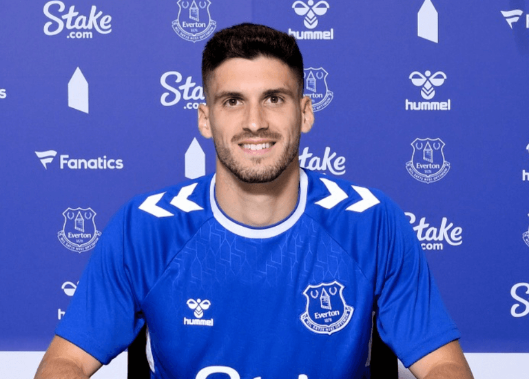 Everton accidentally leak video of new signing before official announcement Everton accidentally leak video of new signing before official announcement
