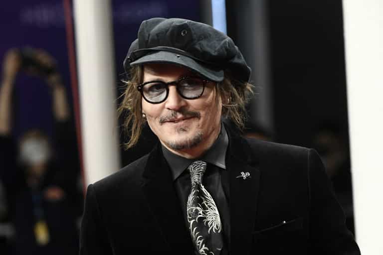 Celebrities appear to be ‘un-liking’ Johnny Depp’s statement after Amber Heard trial win Celebrities appear to be ‘un-liking’ Johnny Depp’s statement after Amber Heard trial win