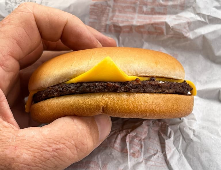 McDonald’s denies claims that its burgers are shrinking McDonald’s denies claims that its burgers are shrinking