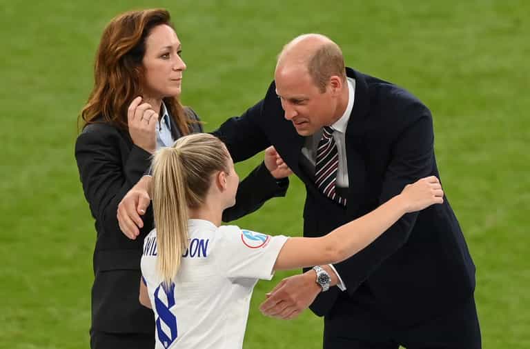 Prince William broke royal protocol during Euro 2022 final – but it was ‘deliberate’, former royal butler says Prince William broke royal protocol during Euro 2022 final – but it was ‘deliberate’, former royal butler says