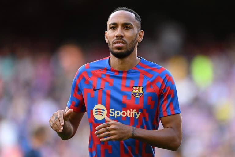 Pierre-Emerick Aubameyang provides update after burglary at family home Pierre-Emerick Aubameyang provides update after burglary at family home