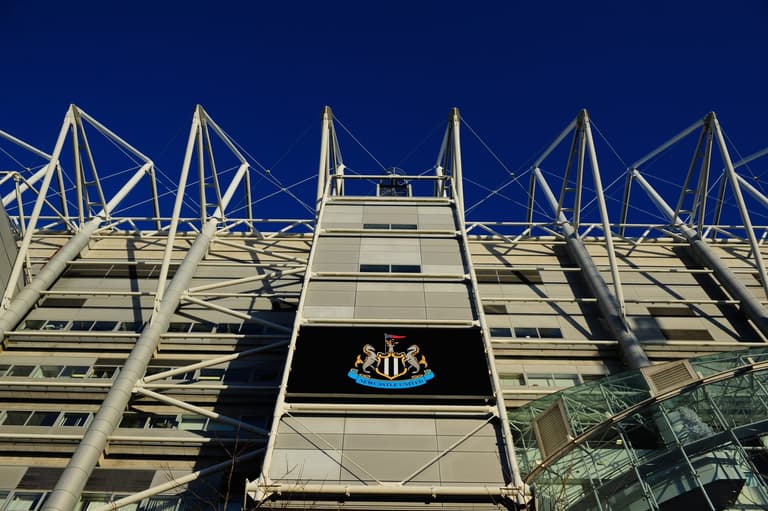 Premier League striker’s house raided by ‘gang of robbers’ while away with teammates Premier League striker’s house raided by ‘gang of robbers’ while away with teammates
