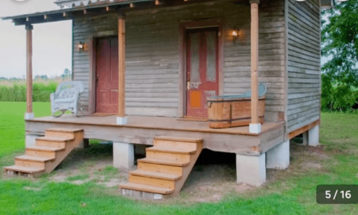 Tourist horrified after finding Airbnb plantation ‘slave cabin’ described as ‘elegant’ Tourist horrified after finding Airbnb plantation ‘slave cabin’ described as ‘elegant’