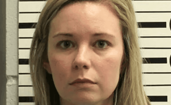 Teacher’s sex abuse sentence delayed after she gives birth Teacher’s sex abuse sentence delayed after she gives birth