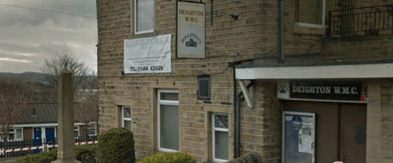 Man has hand ‘chopped off’ outside working men’s club in attack like ‘a horror film’ Man has hand ‘chopped off’ outside working men’s club in attack like ‘a horror film’