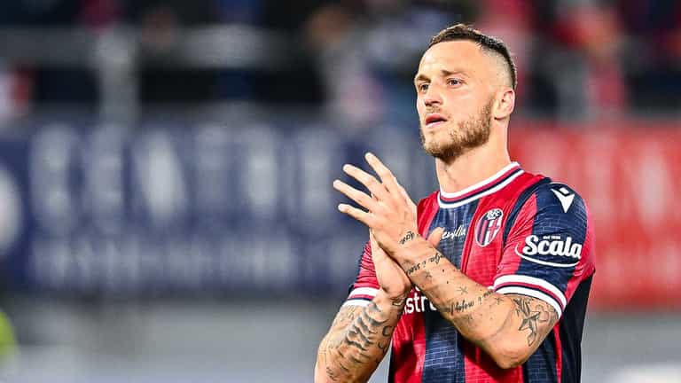 Man United fans write to Richard Arnold over Marko Arnautovic racism concerns Man United fans write to Richard Arnold over Marko Arnautovic racism concerns