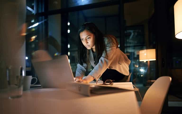 CEO criticised for advocating 18-hour workdays and telling people to ‘worship’ their job CEO criticised for advocating 18-hour workdays and telling people to ‘worship’ their job