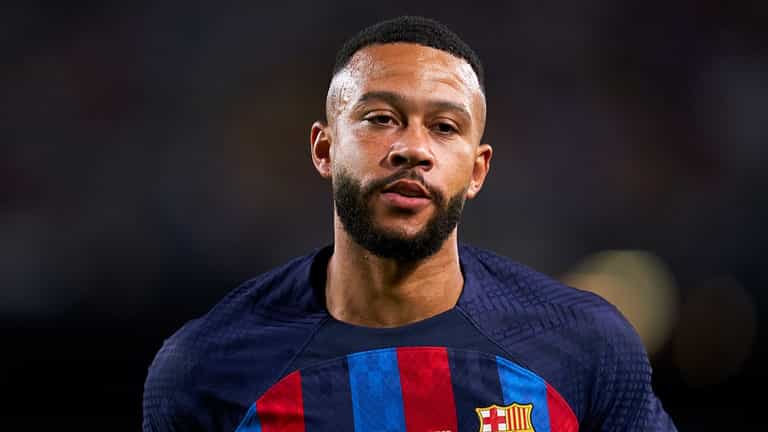 Man United ‘considering shock Memphis Depay move’ Man United ‘considering shock Memphis Depay move’