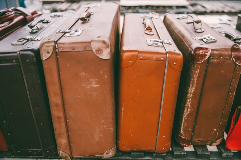 Human remains found in suitcase bought at auction Human remains found in suitcase bought at auction
