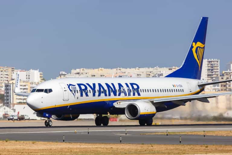 Ryanair strikes have begun and will go on until next year, affecting many flights Ryanair strikes have begun and will go on until next year, affecting many flights
