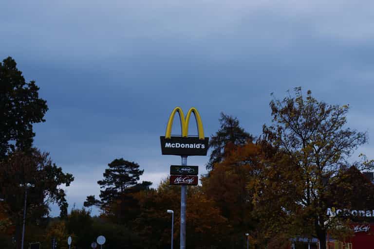 Backpacker fined $2,664 for taking McDonald’s from Bali to Australia, breaking biosecurity laws Backpacker fined $2,664 for taking McDonald’s from Bali to Australia, breaking biosecurity laws