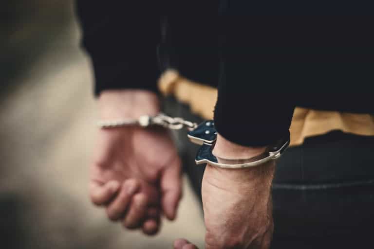 Grandfather punches his daughter’s fiancé after he was caught abusing five-year-old daughter Grandfather punches his daughter’s fiancé after he was caught abusing five-year-old daughter