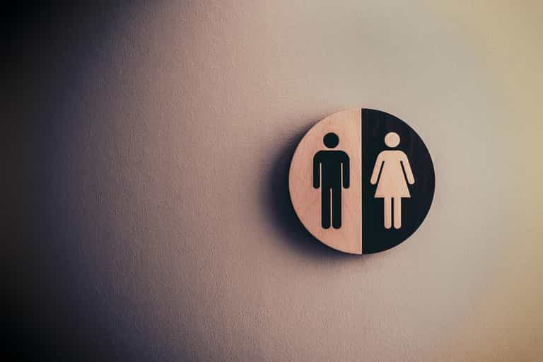 Radio host slammed for not wanting 14-year-old daughter to share bathroom with transgender student Radio host slammed for not wanting 14-year-old daughter to share bathroom with transgender student