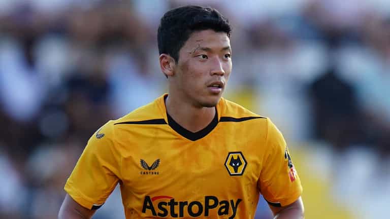 Wolves forward Hwang Hee-chan speaks out on racist abuse he suffered in pre-season game Wolves forward Hwang Hee-chan speaks out on racist abuse he suffered in pre-season game