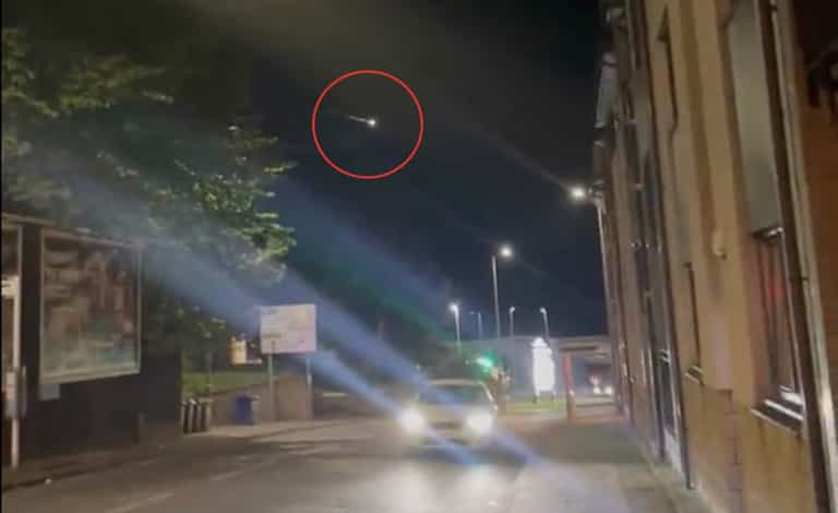 Hundreds of people report sightings of ‘multicoloured fireball’ over Scotland and Northern Ireland Hundreds of people report sightings of ‘multicoloured fireball’ over Scotland and Northern Ireland