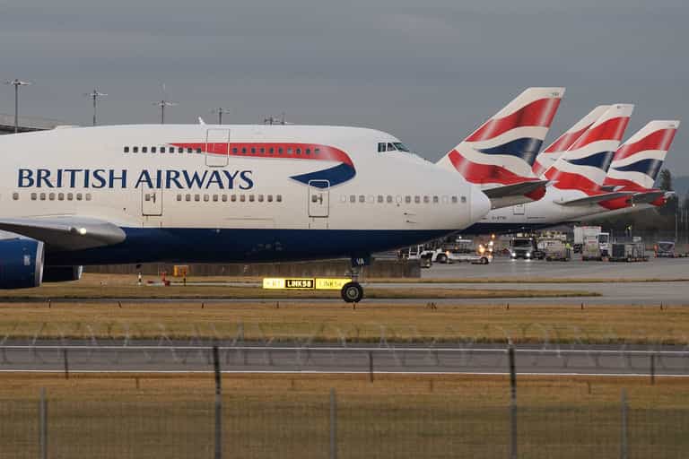 Heathrow cancels flights ‘out of respect’ for Queen’s coffin procession Heathrow cancels flights ‘out of respect’ for Queen’s coffin procession