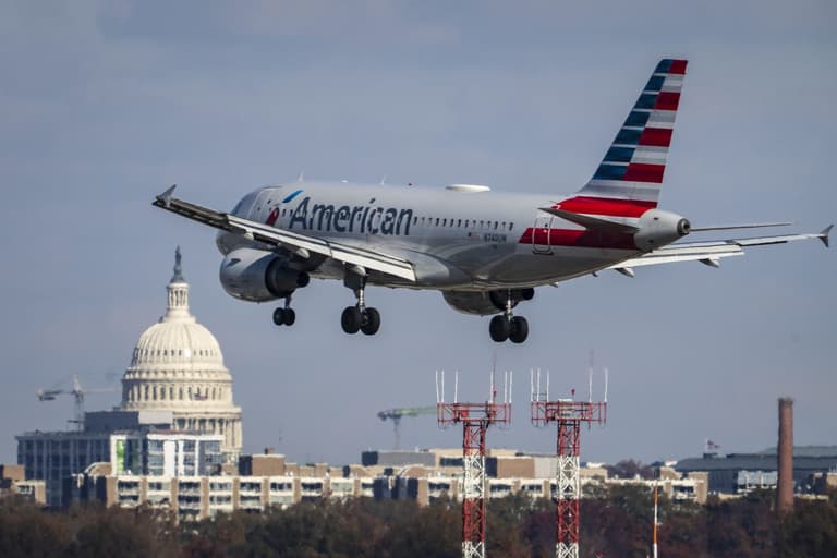 Passenger records strange groans heard over the intercom during flight Passenger records strange groans heard over the intercom during flight