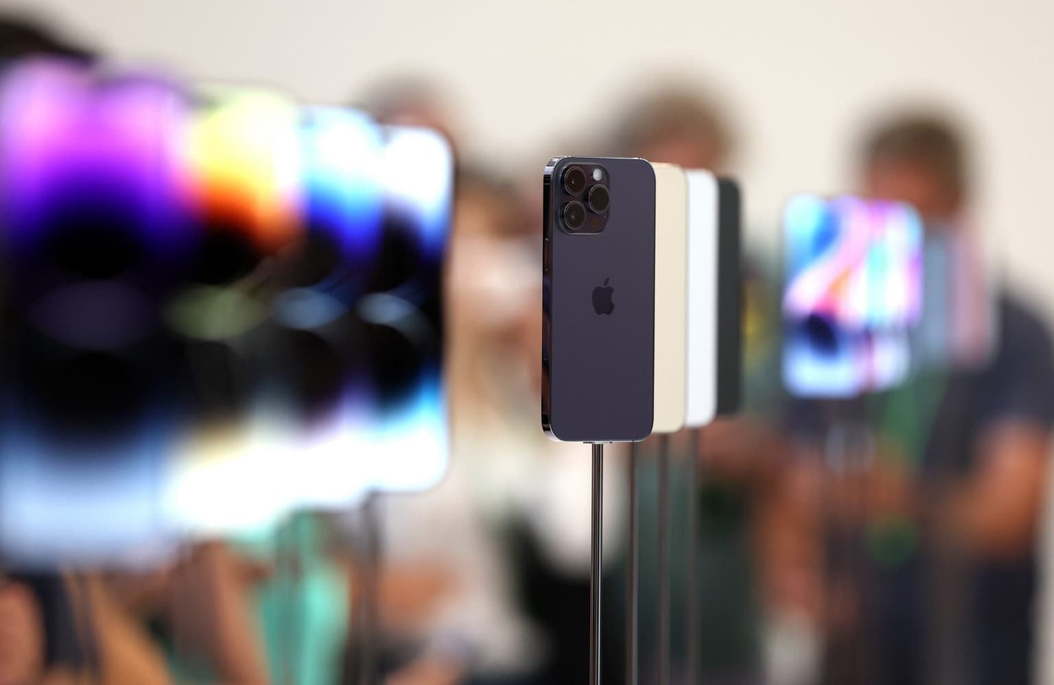 Steve Jobs’ daughter says new iPhone 14 is the same as older model