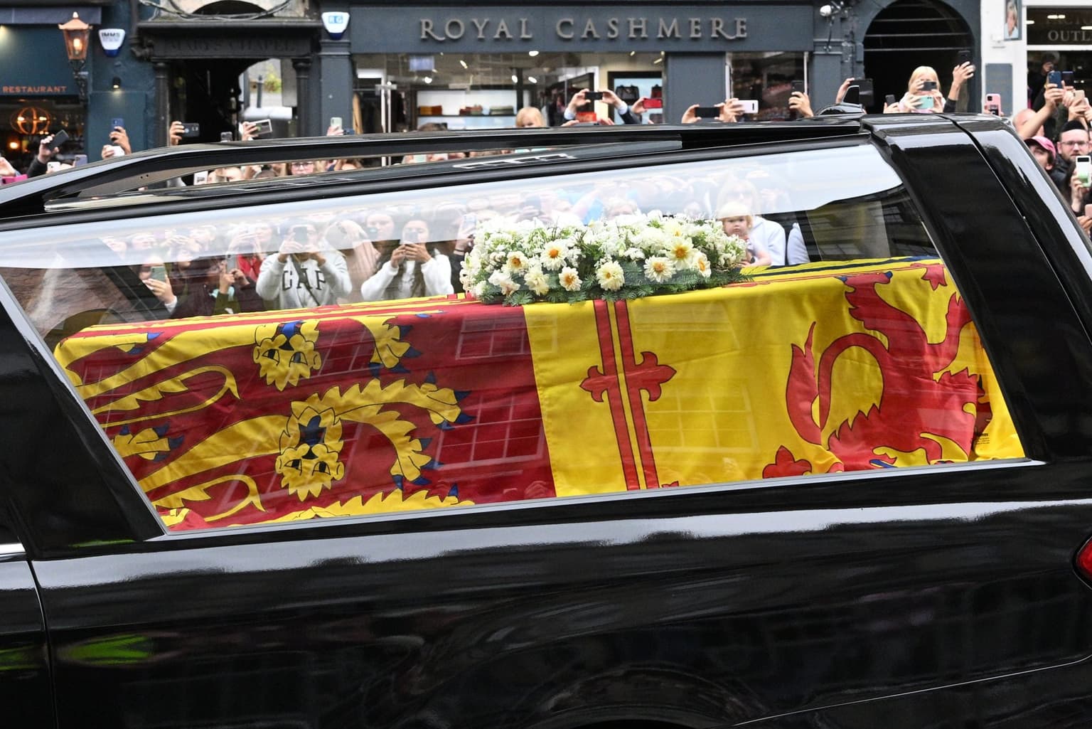 Sticker on hearse carrying Queen’s coffin mysteriously vanishes mid-journey