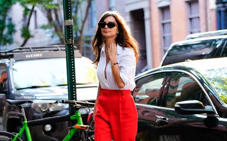 Emily Ratajkowski says women shouldn’t be blamed if they get with someone in a relationship Emily Ratajkowski says women shouldn’t be blamed if they get with someone in a relationship