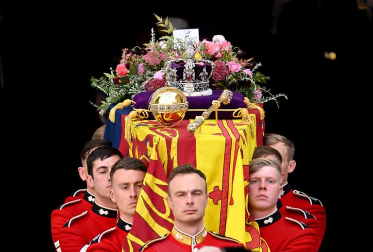 Pallbearer’s mum had no idea her son would be carrying Queen’s coffin Pallbearer’s mum had no idea her son would be carrying Queen’s coffin