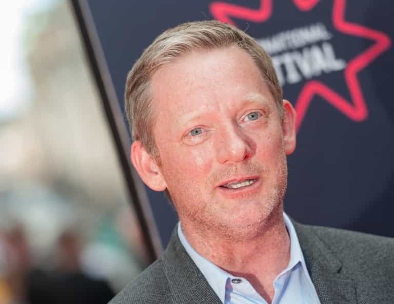BBC star Douglas Henshall faces huge backlash over conspiracy the Queen’s coffin is empty BBC star Douglas Henshall faces huge backlash over conspiracy the Queen’s coffin is empty