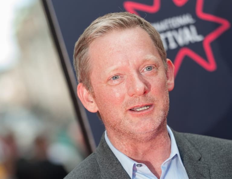 BBC star Douglas Henshall faces huge backlash over conspiracy the Queen’s coffin is empty BBC star Douglas Henshall faces huge backlash over conspiracy the Queen’s coffin is empty