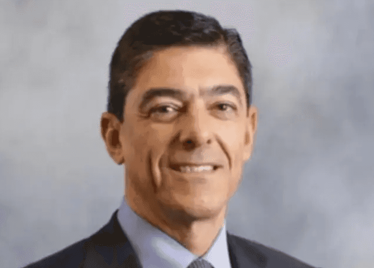 Bed Bath & Beyond boss falls to his death from New York skyscraper Bed Bath & Beyond boss falls to his death from New York skyscraper