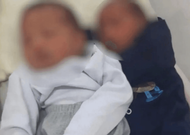 Teenager gives birth to twins from two fathers after having sex with them on same day Teenager gives birth to twins from two fathers after having sex with them on same day