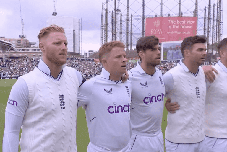 England cricketers sing ‘God Save The King’ as they pay respects to Queen Elizabeth II England cricketers sing ‘God Save The King’ as they pay respects to Queen Elizabeth II