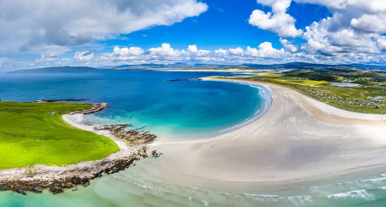 Scotland and Ireland feature in list of World’s most beautiful runways Scotland and Ireland feature in list of World’s most beautiful runways