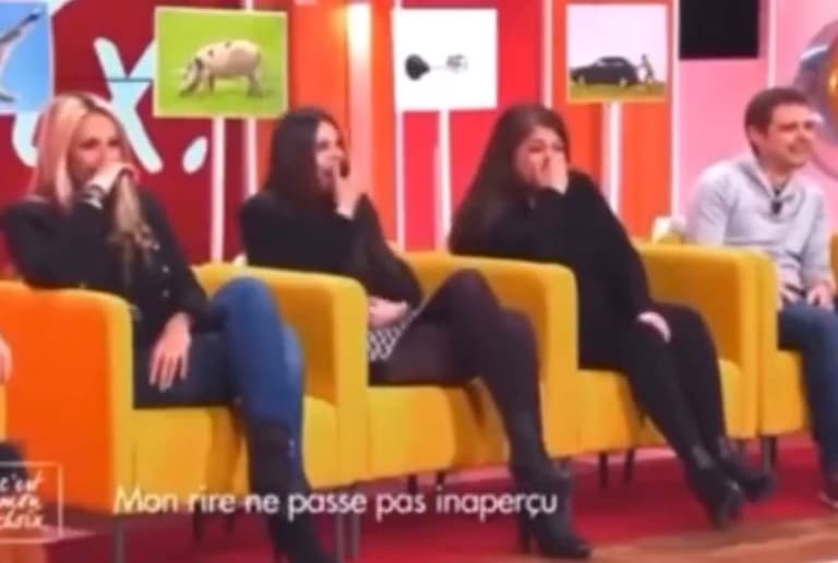 A French TV show invited people with unusual laughs to sit together… the outcome is immense A French TV show invited people with unusual laughs to sit together… the outcome is immense