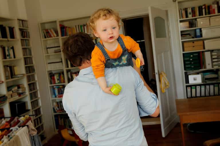 Angry dad loses it as workplace says stop using the words ‘father’ and ‘mother’ Angry dad loses it as workplace says stop using the words ‘father’ and ‘mother’