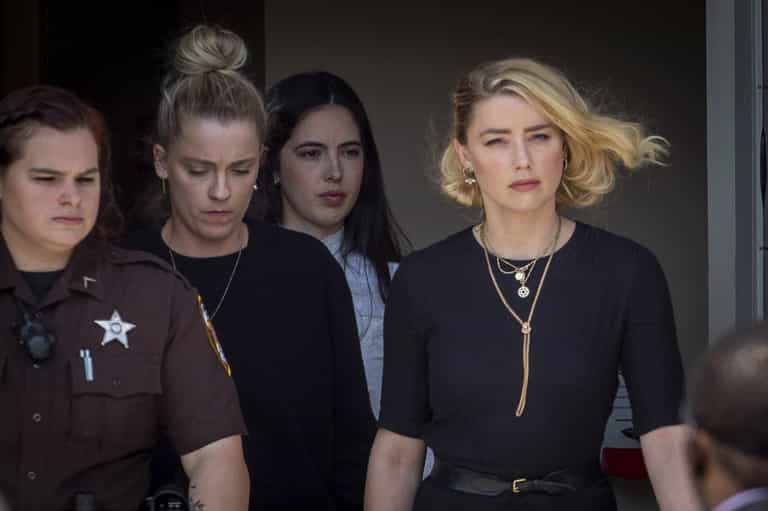 Phoebe Bridgers hits out at Johnny Depp fans for ‘disgusting treatment’ of Amber Heard Phoebe Bridgers hits out at Johnny Depp fans for ‘disgusting treatment’ of Amber Heard