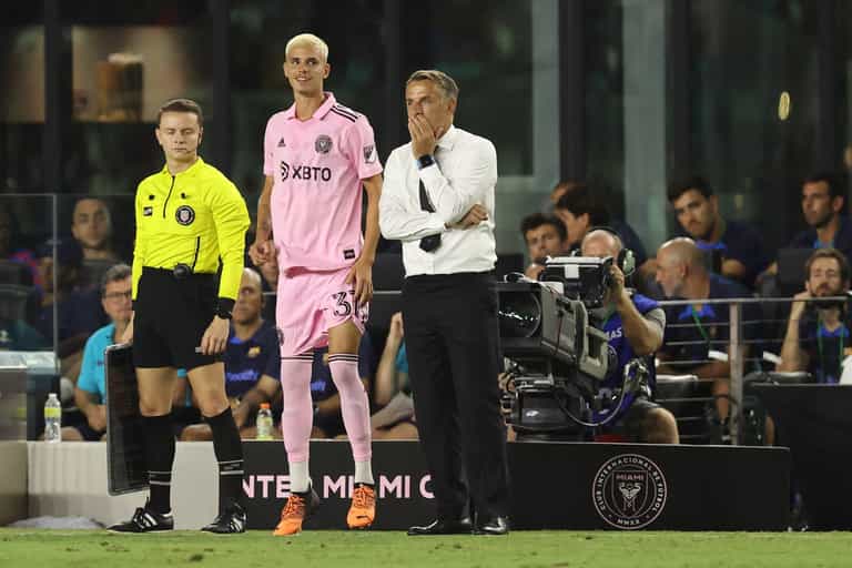 Romeo Beckham set to make debut for Brentford’s B-team Romeo Beckham set to make debut for Brentford’s B-team