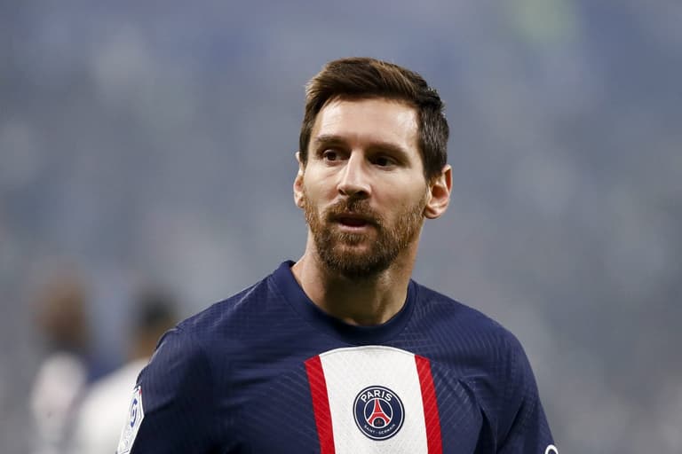 Lionel Messi’s private jet use under scrutiny over eye-watering carbon emissions Lionel Messi’s private jet use under scrutiny over eye-watering carbon emissions