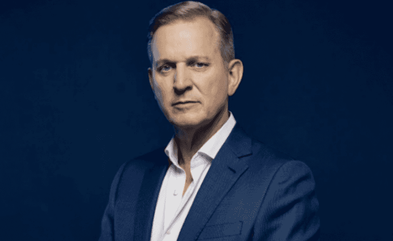 Jeremy Kyle is returning to TV tonight – and he promises new show will have ‘uncomfortable questions’ Jeremy Kyle is returning to TV tonight – and he promises new show will have ‘uncomfortable questions’