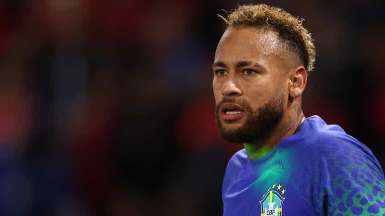 Neymar accused of supporting Bolsonaro in return for tax debt ‘pardon’ Neymar accused of supporting Bolsonaro in return for tax debt ‘pardon’