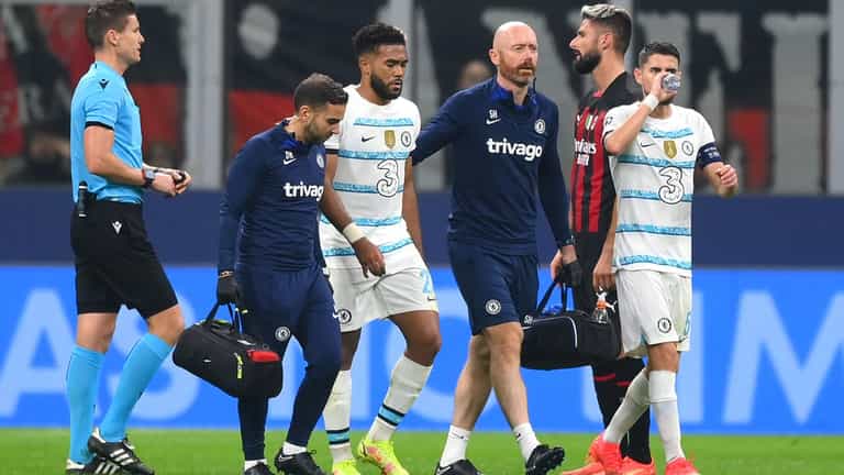 FA ‘angry’ with Chelsea for treatment of Reece James after knee injury FA ‘angry’ with Chelsea for treatment of Reece James after knee injury