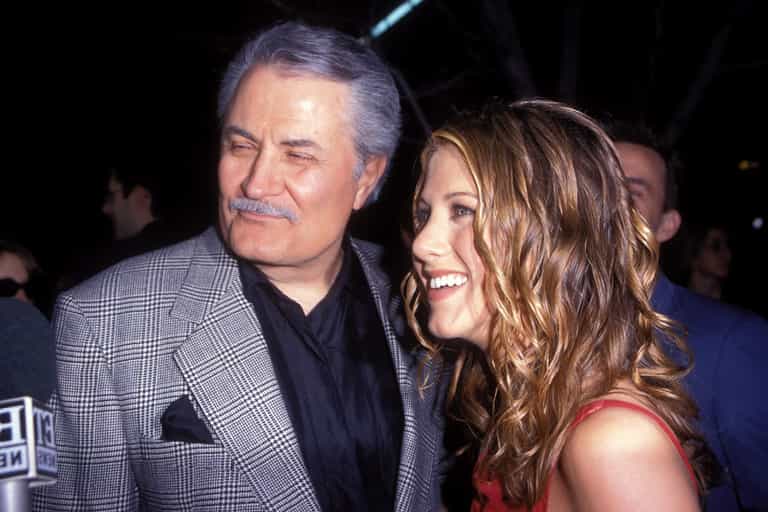 Jennifer Aniston announces death of her father, John, aged 89 Jennifer Aniston announces death of her father, John, aged 89