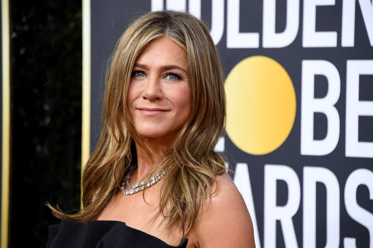 Jennifer Aniston strips off and says she ‘doesn’t f***ing care’ after going through ‘really hard s***’ Jennifer Aniston strips off and says she ‘doesn’t f***ing care’ after going through ‘really hard s***’