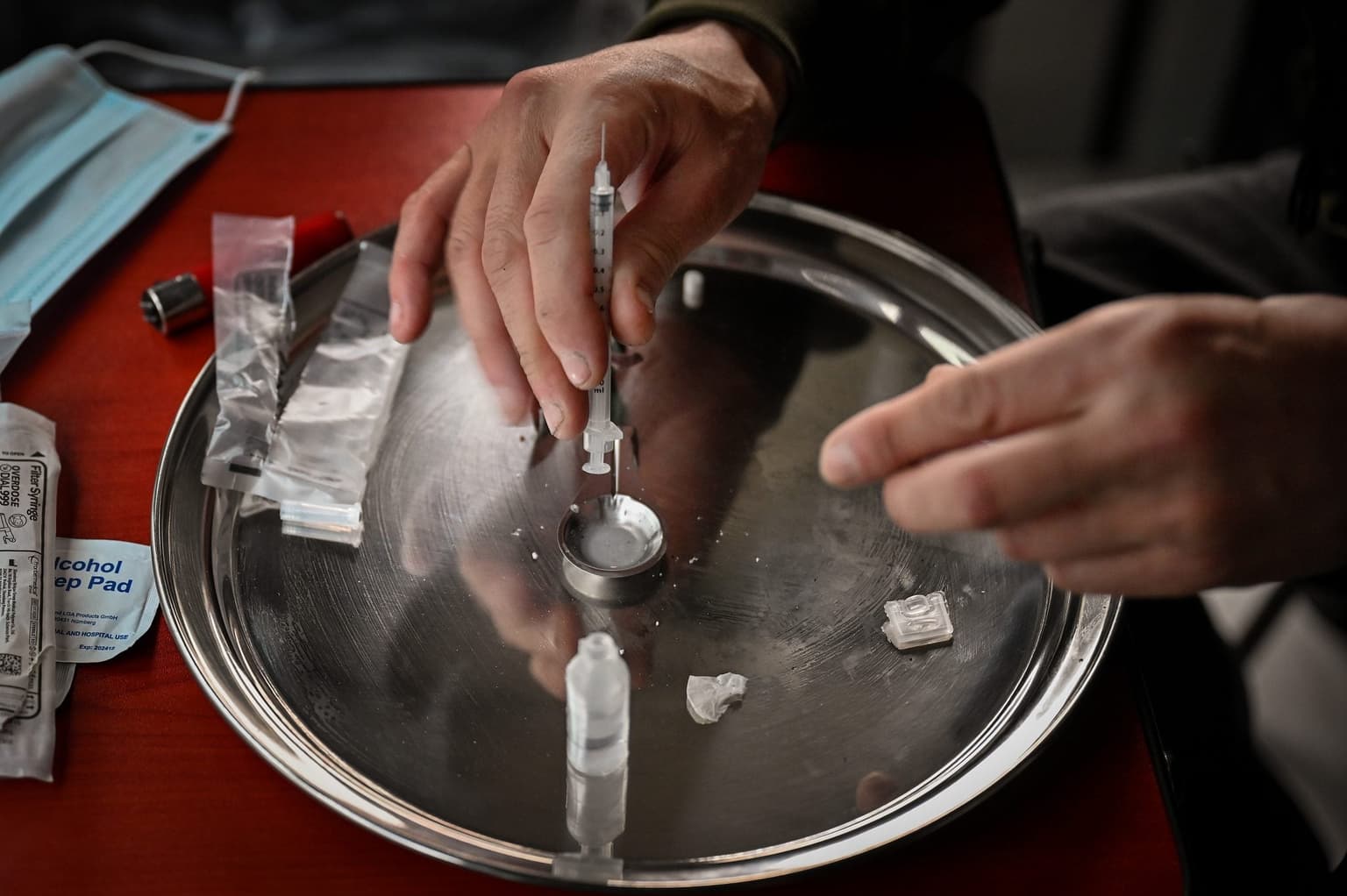 World’s first cocaine bar switches location every month so it can stay open