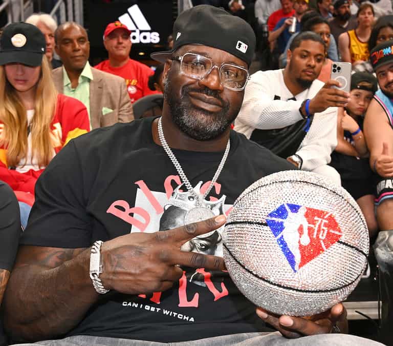 Shaq burns Kanye West bad using rapper’s own famous lines after mogul calls him out Shaq burns Kanye West bad using rapper’s own famous lines after mogul calls him out