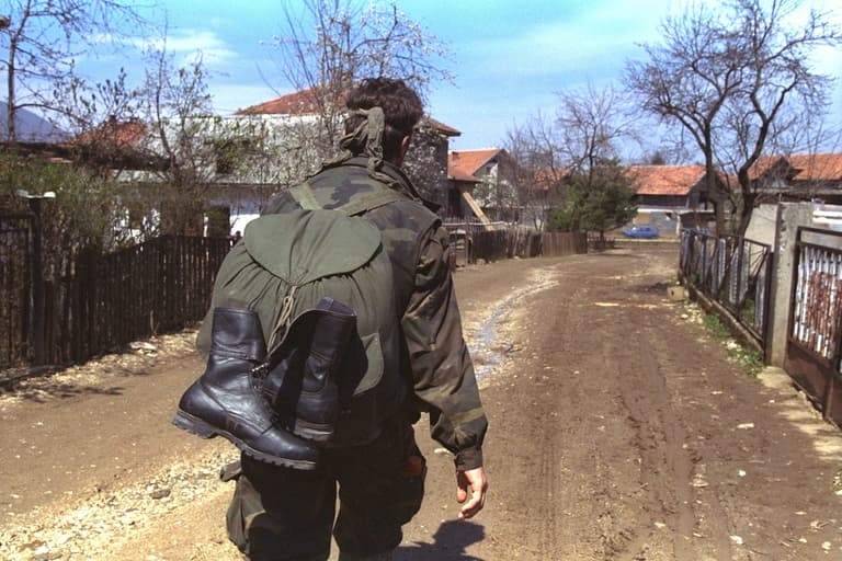 Wealthy foreigners paid to take part in ‘civilian hunting’ in Bosnia, documentary film alleges Wealthy foreigners paid to take part in ‘civilian hunting’ in Bosnia, documentary film alleges